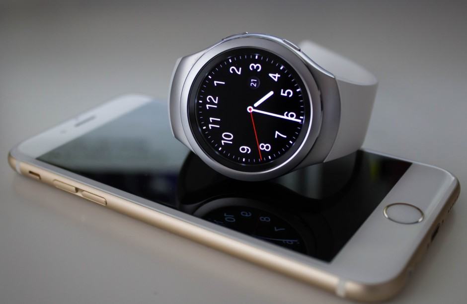 samsung gear s2 on iphone