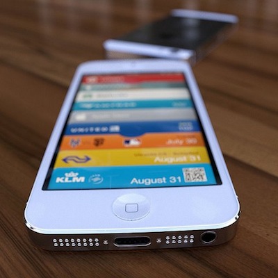 iPhone5 3D blanc (2)