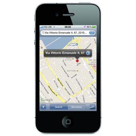 iPhone 4 Plans Google Maps