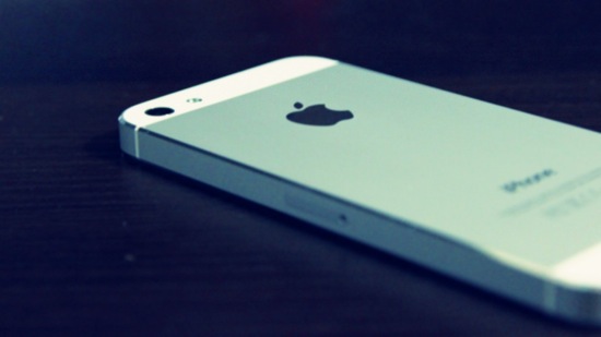 iPhone 5 blanc dos