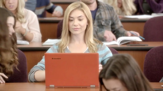 Publicite Lenovo Yoga vs iPad