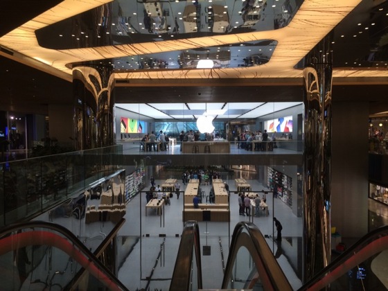 Apple Store Istanbul Interieur