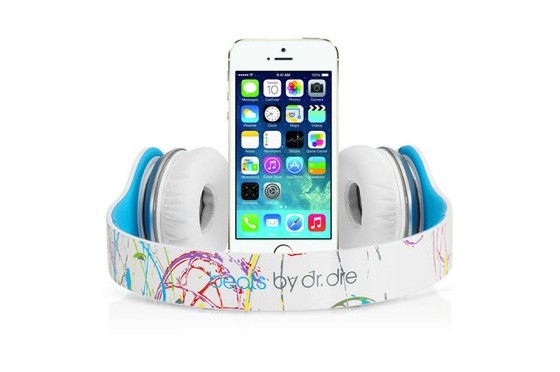 Beats by Dr. Dre iPhone 5s