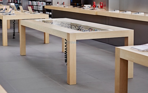 Apple Store Table Apple Watch