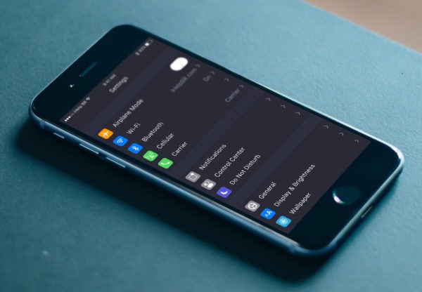 Concept iOS 10 Theme Sombre