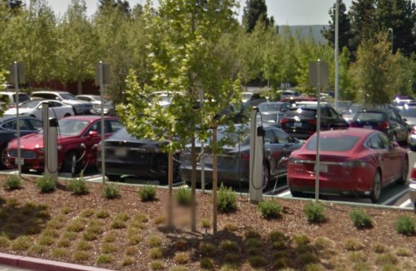 Apple Employes Tesla Parking 2