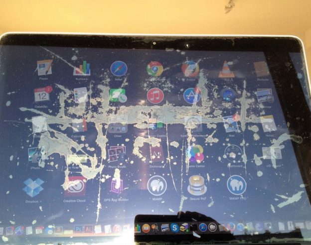 MacBook Pro Ecran Probleme Traitement Antireflet