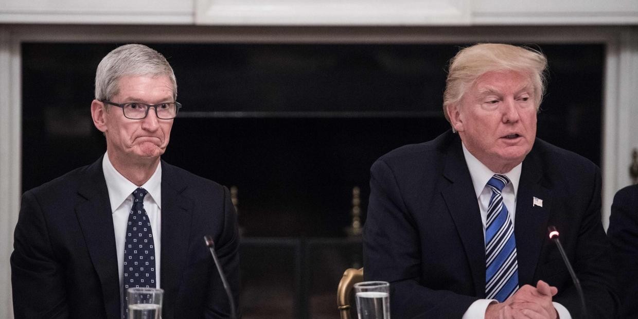 Donald Trump Tim Cook Juin 2017 Maison Blanche