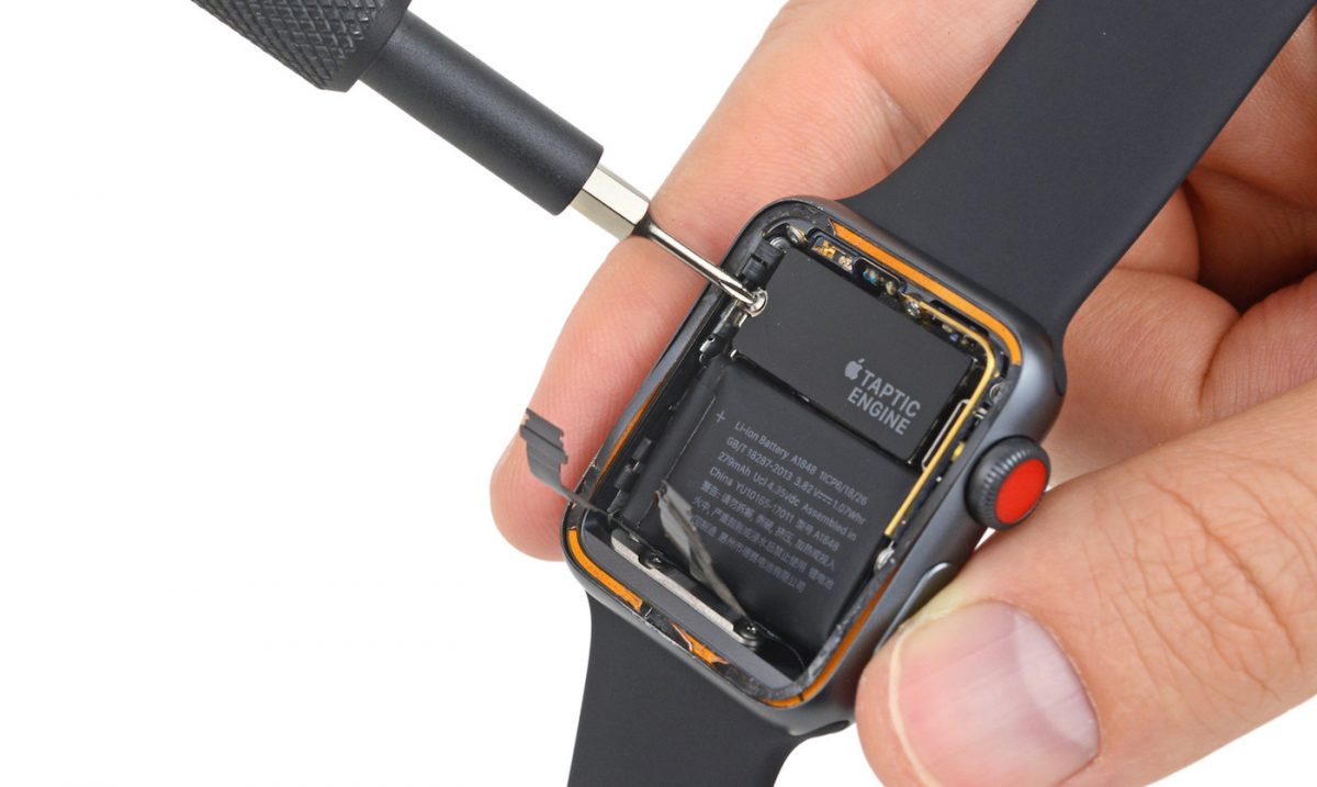 Démontage de l'Apple Watch Series 3 une plus grosse batterie et d