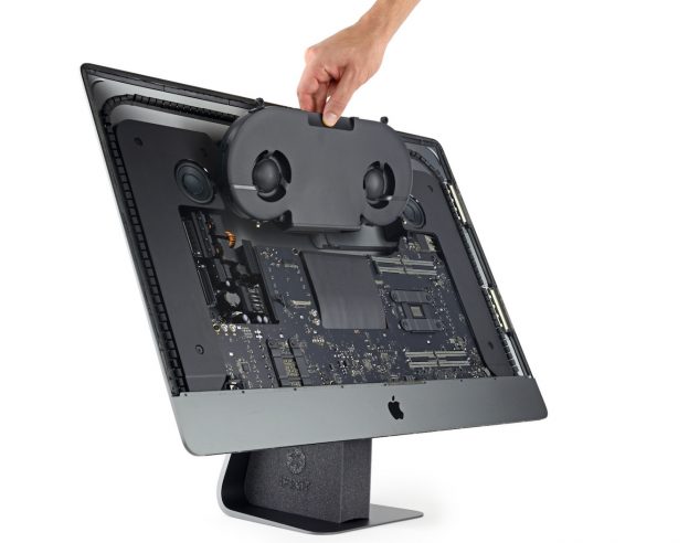 iFixit Demontage Mac Pro Ventilateur