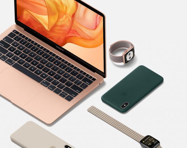 MacBook Air 2018 vs Apple Watch Series 4 vs iPhone XS