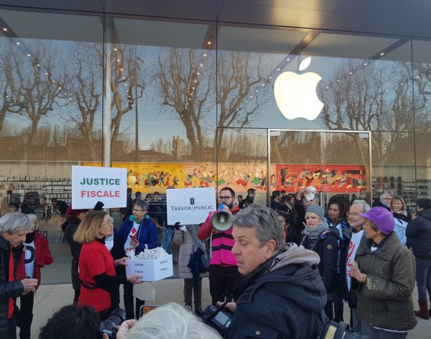 Attac Apple Store Aix-en-Provence Janvier 2019 3