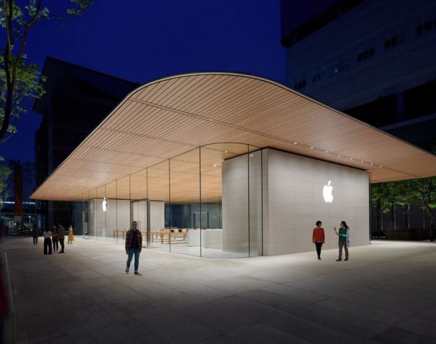 Apple Store Taiwan 1