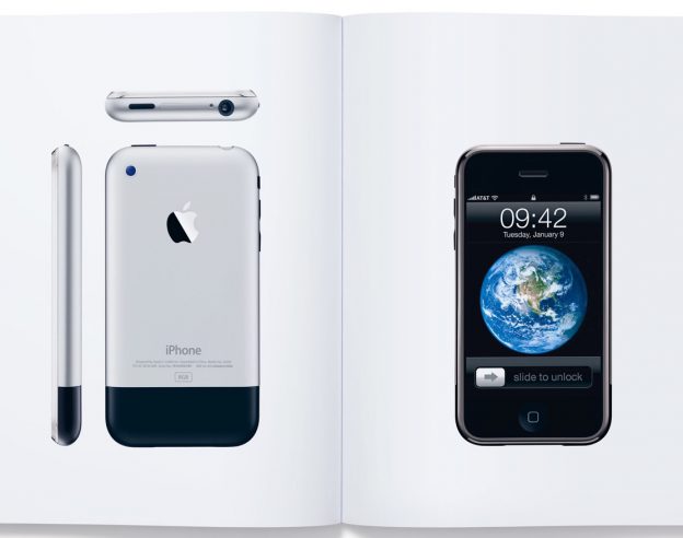 Livre Designed by Apple in California