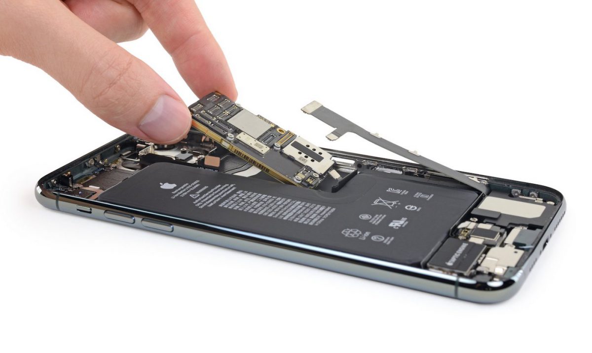 Réparation soi-même de l'iPhone : des détails sur les manuels d'Apple et les composants
