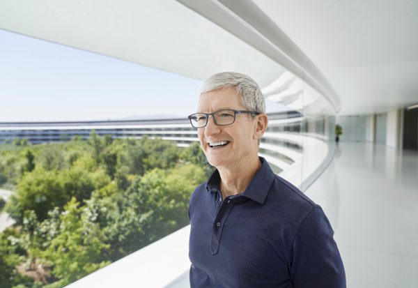 Tim Cook s'amuse de son "Good Morning" avant son ultime keynote ...