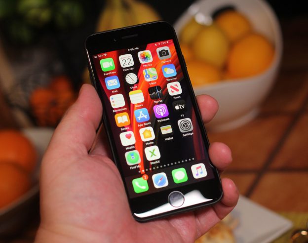 iPhone SE 2020 Ecran Avant Prise en Main