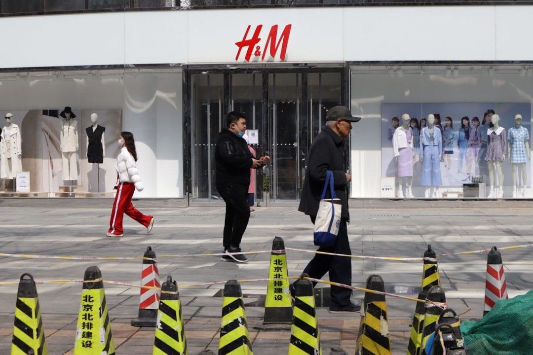 H&M disparaît d'Apple Plans et d'autres apps en Chine pendant le boycott