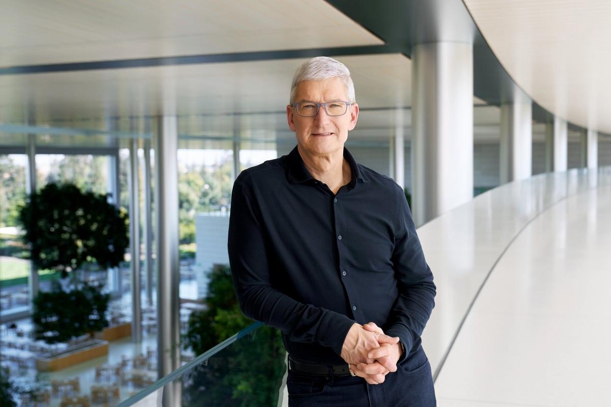 Tim Cook Apple Park