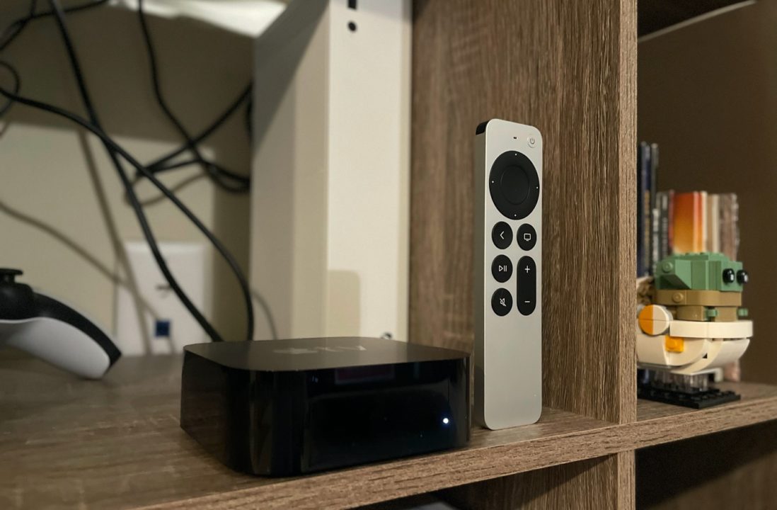 Apple TV 4K 2021 et Telecommande Siri Remote