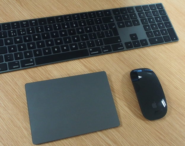 Magic Mouse 2, Magic Keyboard et Magic Trackpad Gris Sideral