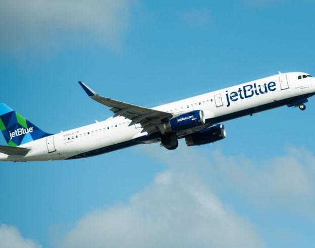 Avion JetBlue