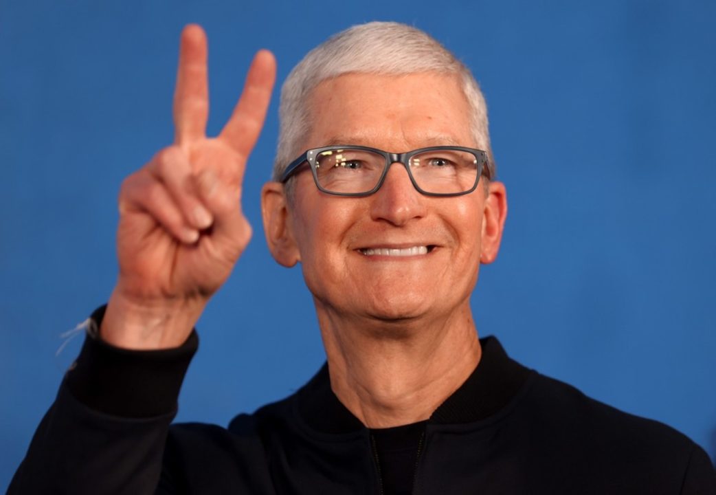 Tim Cook va toucher une prime de 750 millions de dollars en actions Apple