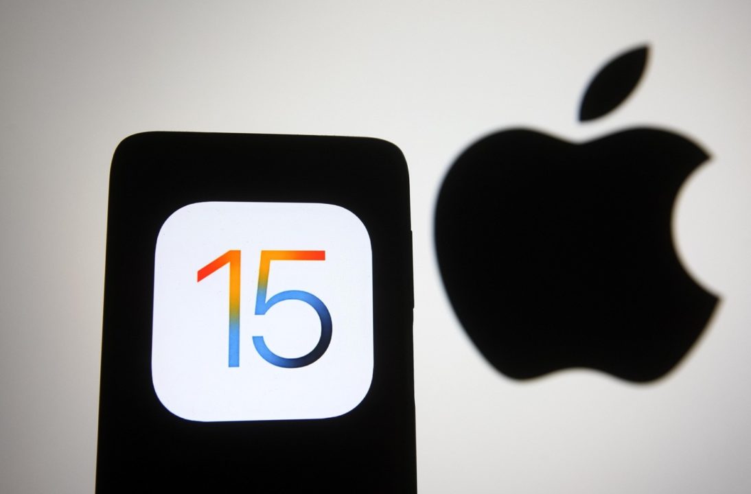 Apple ne signe plus iOS 15.1 pour les iPhone 12 et 13