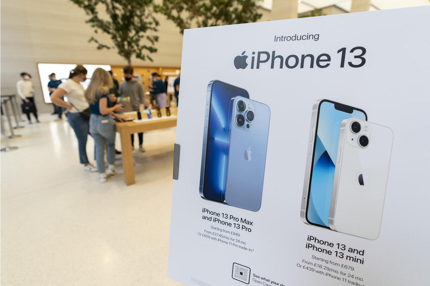 iPhone 13 vs mini vs Pro vs Pro Max Apple Store