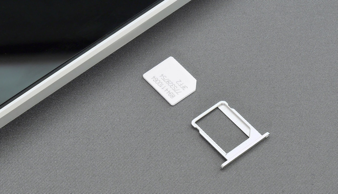 iPhone 15s in France would abandon the SIM card for only the eSIM