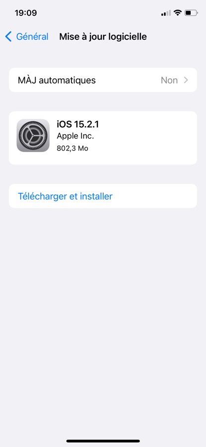 iOS 15.2.1 Disponible