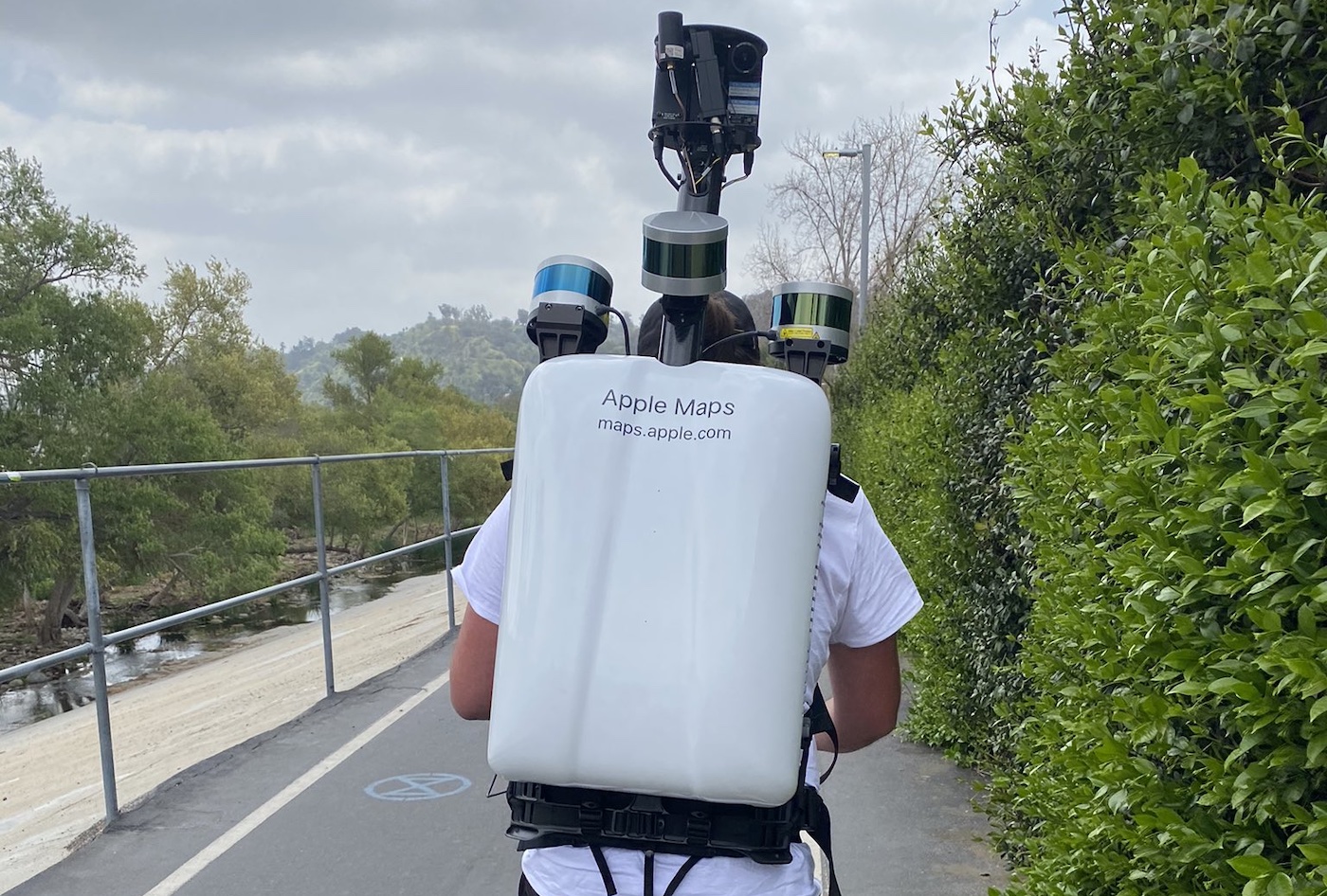 Apple Maps: Employees map the UK on foot