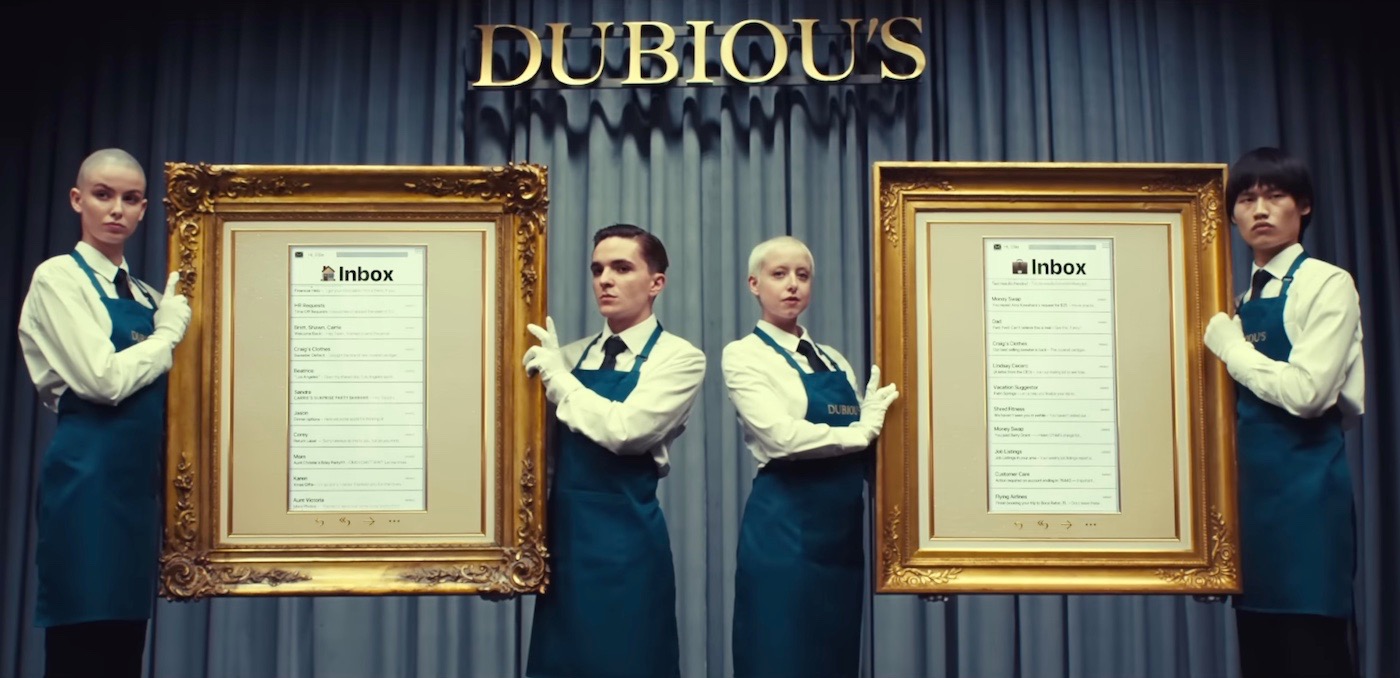 Pub Apple iPhone Confidentialite Vente Encheres Donnees