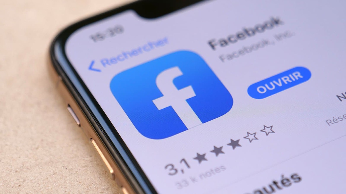 Facebook and Spotify bosses slam the App Store