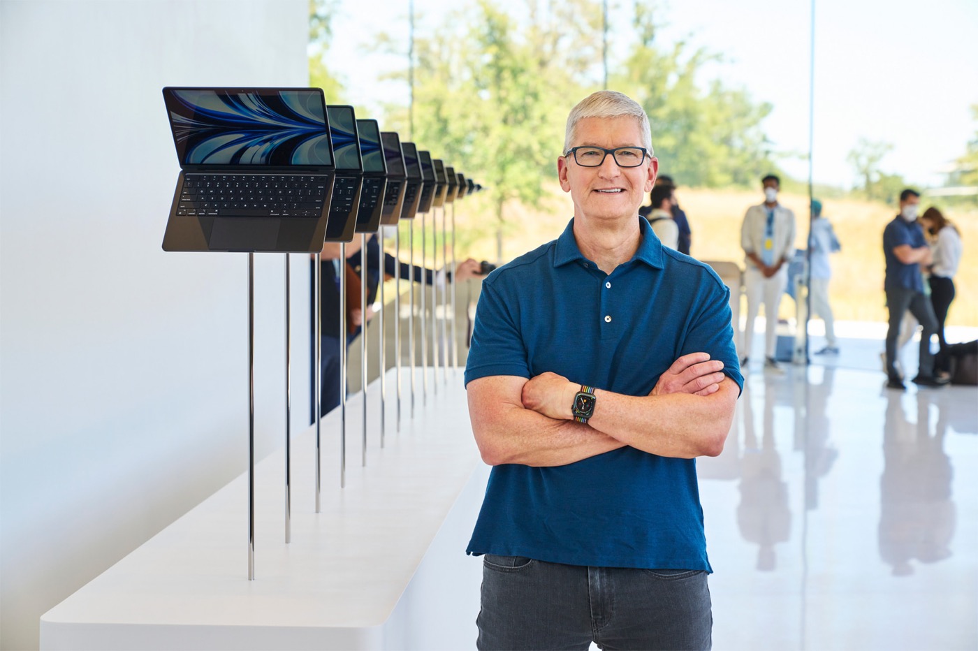 Tim Cook WWDC 2022 MacBook Air M2