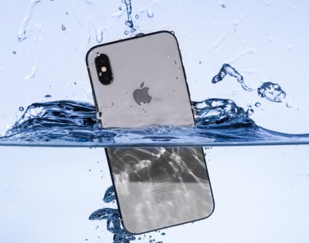 iPhone sous l'eau