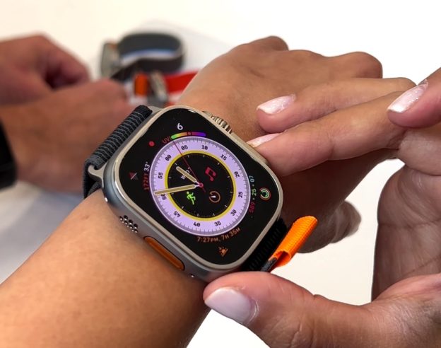 Apple Watch Ultra Poignet 1