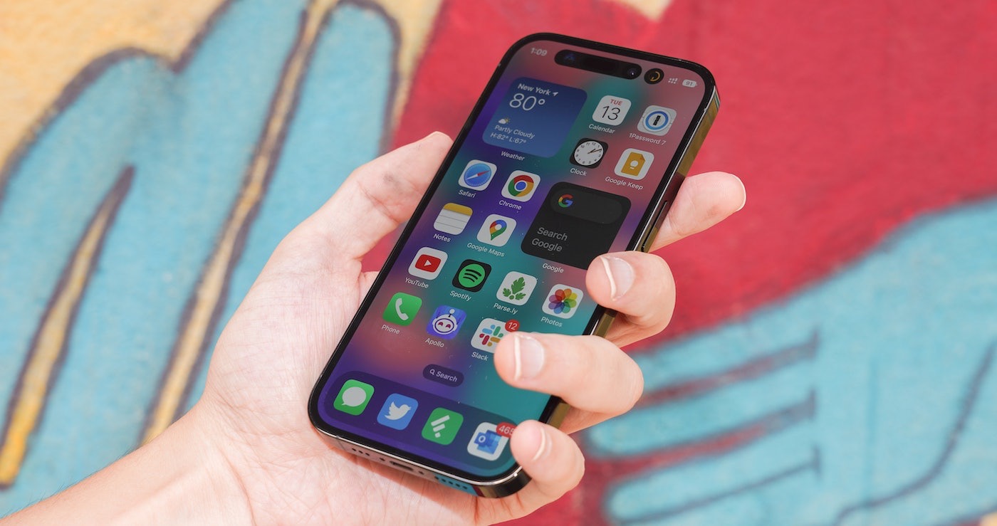 iPhone 14 Pro Ecran Dynamic Island Prise en Main