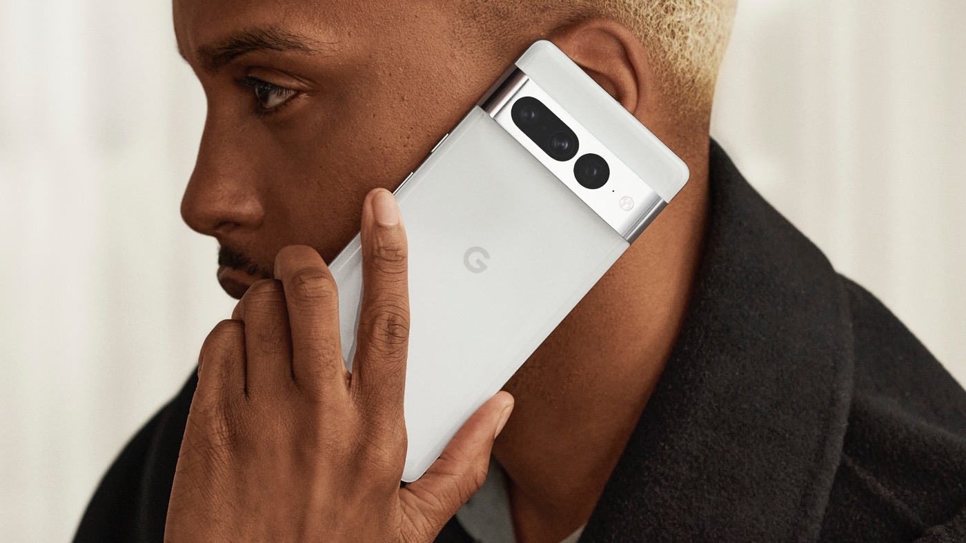Pixel 7 Pro Arriere Prise en Main