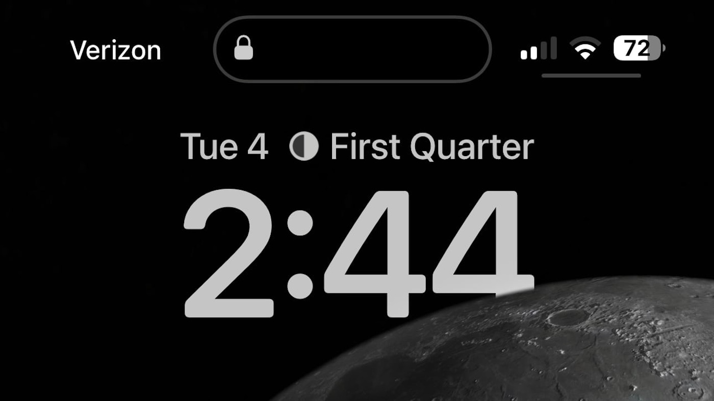 iOS 16.1 Beta 4 Dynamic Island Bordure Grise