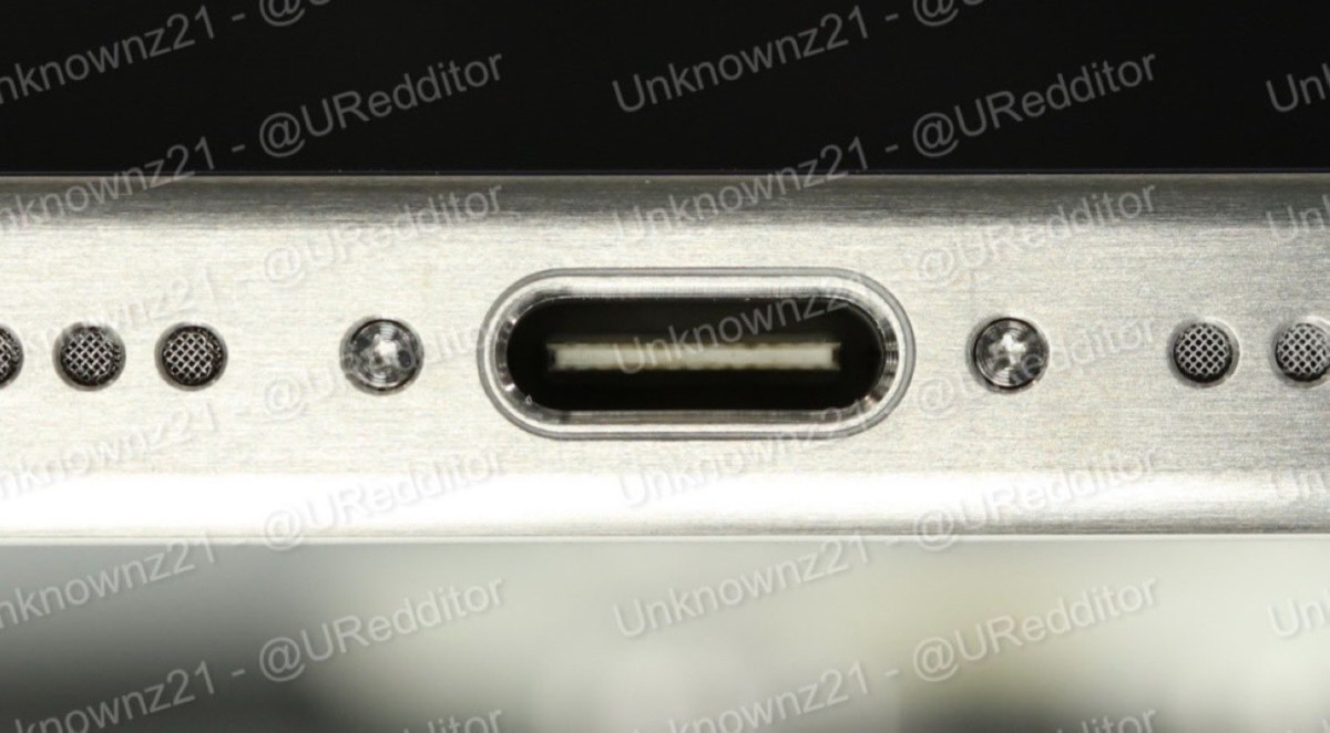 Fuite Photo iPhone 15 Pro USB-C