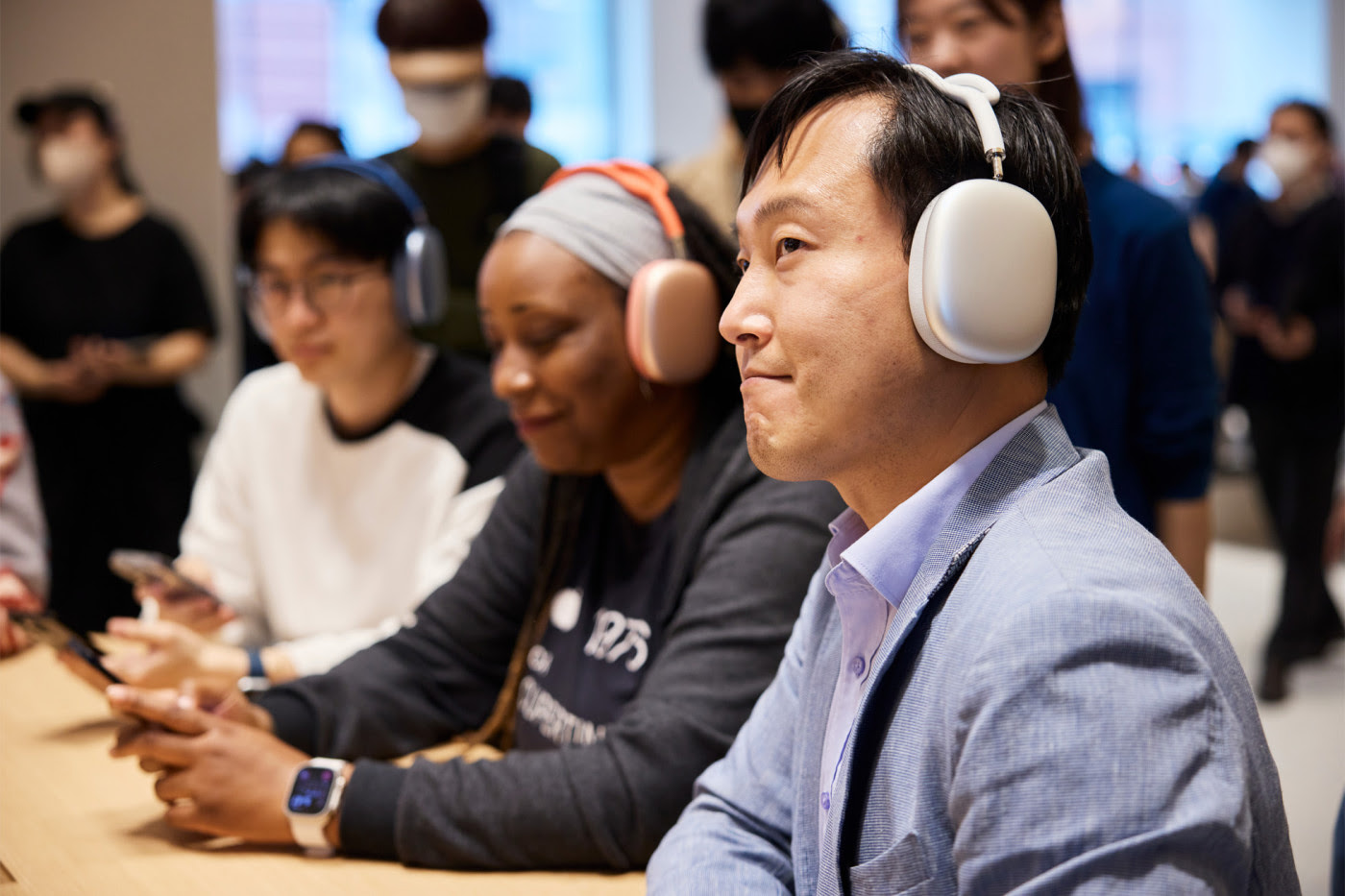 AirPods Max Apple Store Gangnam