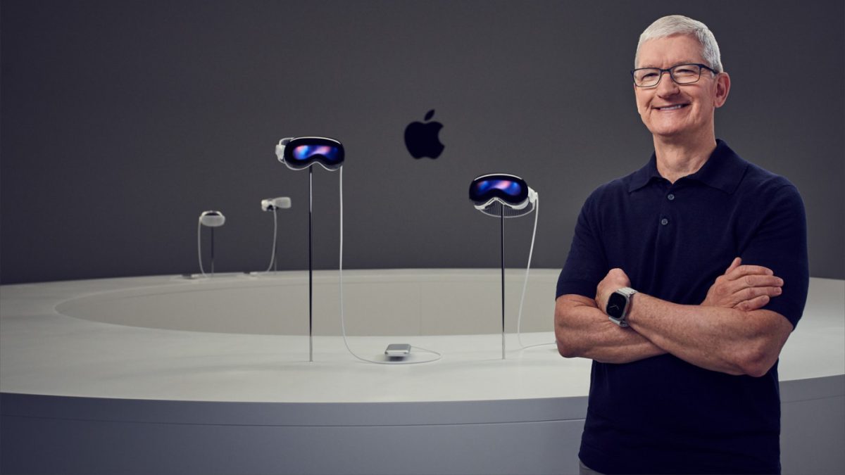 Apple Vision Pro Tim Cook WWDC 2023