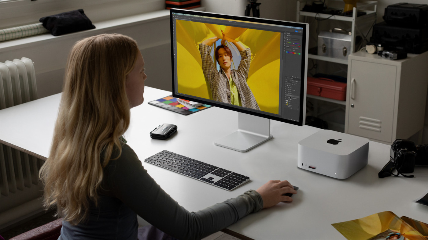 Mac Studio M2 Max Ultra Studio Display