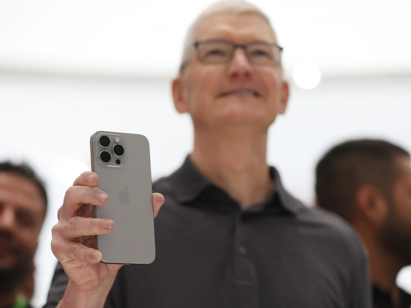 Les ventes d’iPhone ont chuté en Chine et Tim Cook explique pourquoi