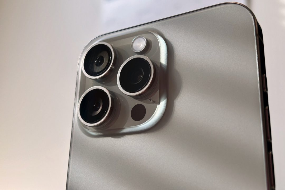 iPhone 15 Pro Max Capteurs Photo