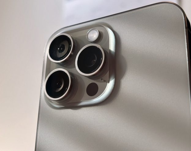 iPhone 15 Pro Max Capteurs Photo