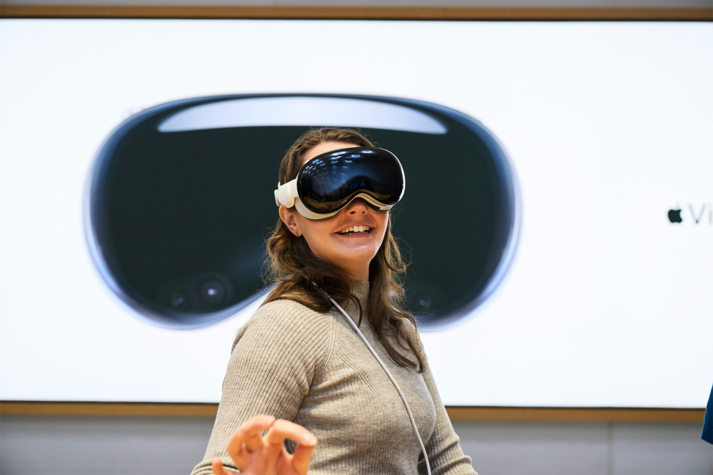 Apple Vision Pro Femme Sourire