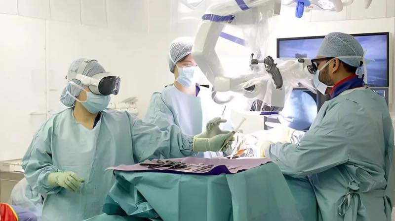 Apple Vision Pro chirurgie