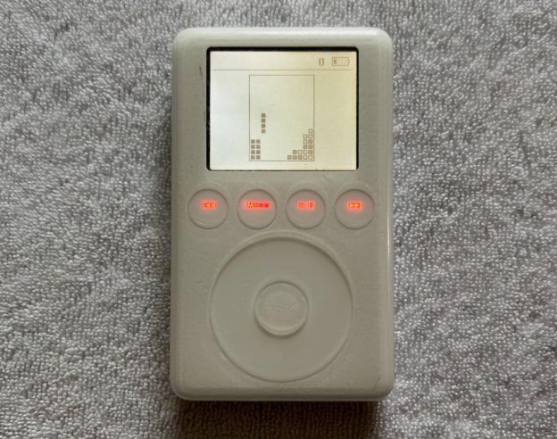 Image Insolite : Apple avait créé un clone de Tetris tournant sur un prototype d’iPod